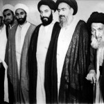 آیت‌الله خویی در جمع بعض از علما و روحانیون در تهران