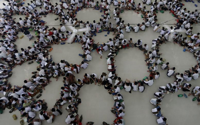 از افطاری دسته‌جمعی تا دعا برای آزادی قدس؛ تصاویر رویترز از ماه رمضان